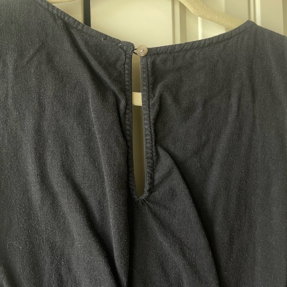 Fun and flirty exposed-back jumpsuit - Picture 5 of 7